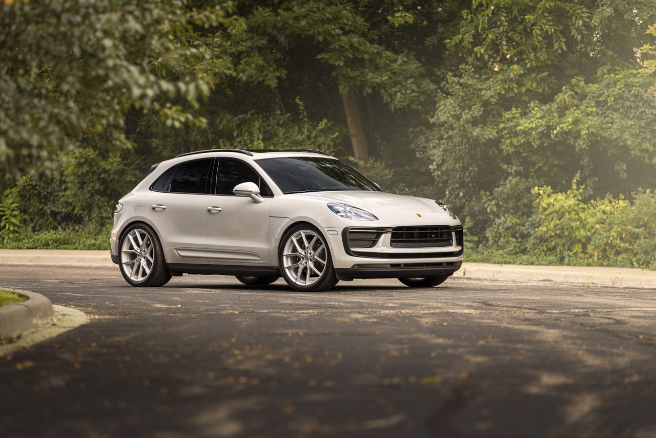 2022 Porsche Macan - Niche PRODIGY 5 - Silver | Wheel Pros